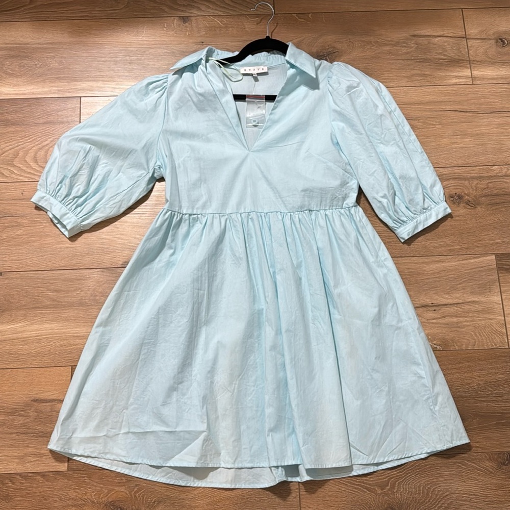 Women’s Dress - small